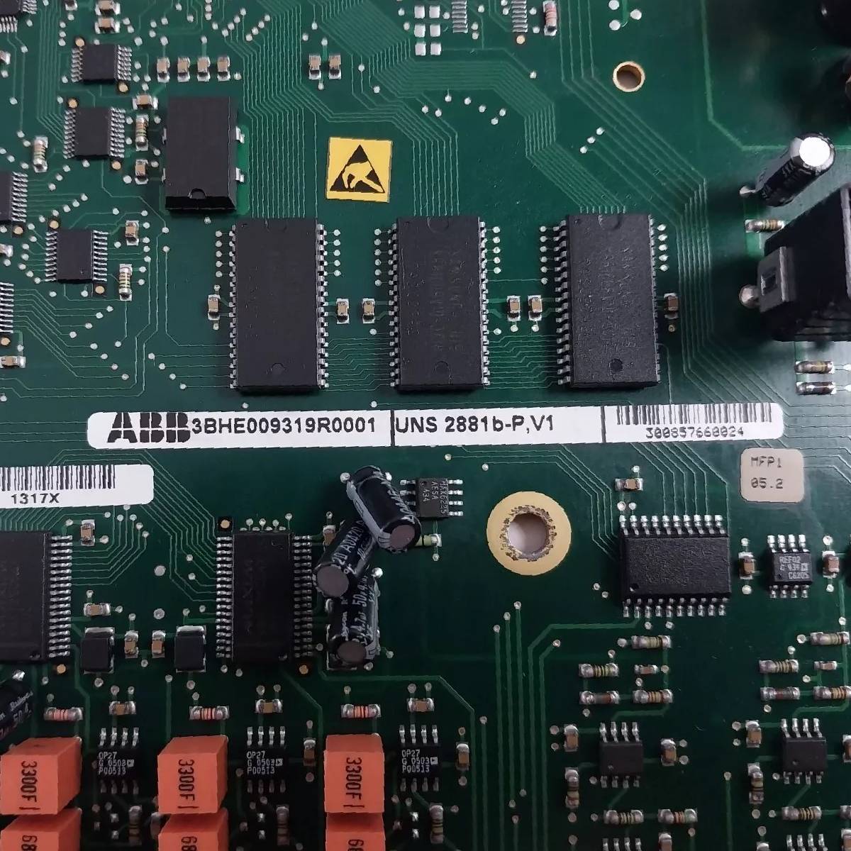 3BHE009319R0001 | ABB UNS 2881b-P,V1 MUB pcb completed