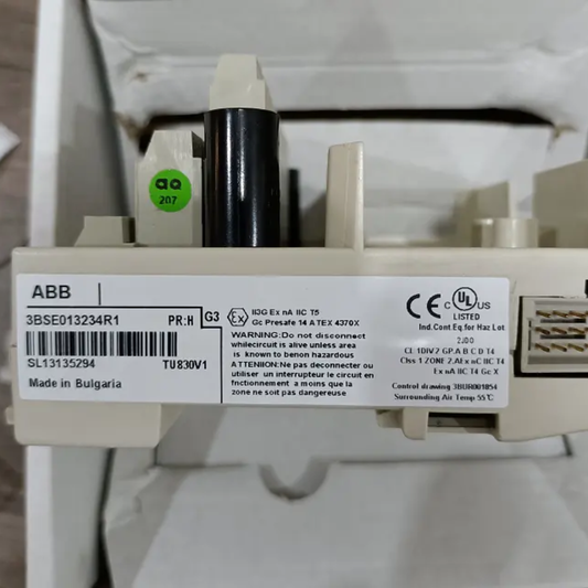 3BSE013234R1 | وحدة إنهاء الوحدة الممتدة ABB TU830V1